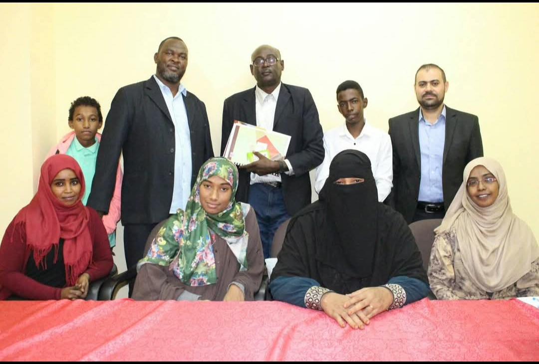 الصورة الجماعية لمتدربي الدورة الثانية في القراءة السريعة